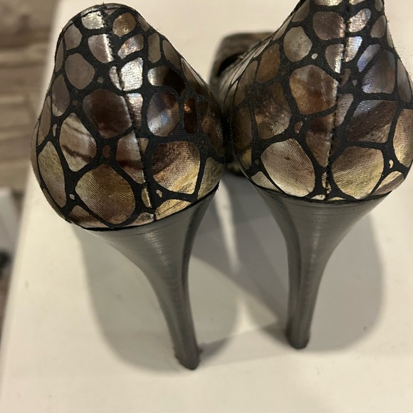 NINE WEST size 7 - Picture 4 of 6